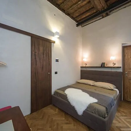 Charming | Residenza D'epoca 3* Genoa