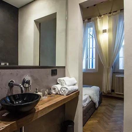 Guest house Charming | Residenza D'epoca Genoa