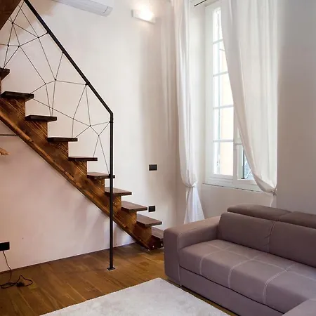 Charming | Residenza D'epoca 3* Genoa